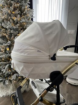 Biely kočík Junama - 3