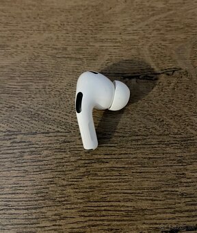 AirPods Pro 2 - pravé slúchadlo - 3