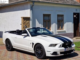 Mustang Facelift Convertible - 3