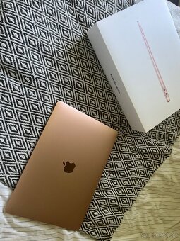 Apple MacBook Air M1 8GB 256GB 13-palcový Rose Gold - 3