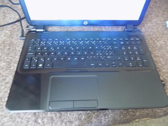 hp 15-d050nc - 3