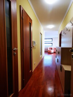 NA PREDAJ 3 IZBOVÝ BYT BRATISLAVA PASIENKY BAJKALSKÁ - 3