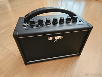 Boss Katana Mini + sieťový adaptér Mooer - 3