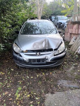 Rozpredám na diely Peugeot 307sw,2.0 hdi,r.v.2003 - 3