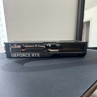 Predám takmer novú grafickú kartu RTX 4070 SUPER – TOP stav - 3