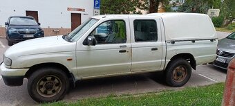 Predám mazda B2500 - 3