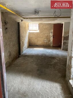 PREDAJ Rodinný dom v širšom centre mesta Martin - Stará Ľado - 3