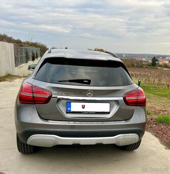 Mercedes GLA 180 TOP STAV - 3