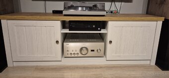 MARKSKEL TV stolík - 3