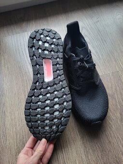 Adidas Ultraboost 20 - 3
