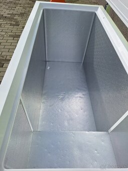 Truhlicová mraznička - Gorenje 457L - 3