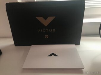 Victus Laptop by HP 16-e0004nc - 3