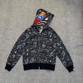 BAPE Space Camo Shark WGM - 3
