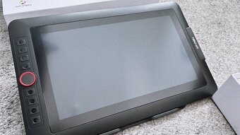 Predám grafický tablet Artist 13.3 Pro - 3