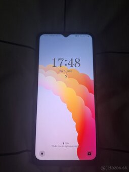 Predám telefon - 3