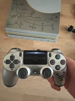 TOP Playstation 4 Pro 1TB God Of War Limited Edition - 3