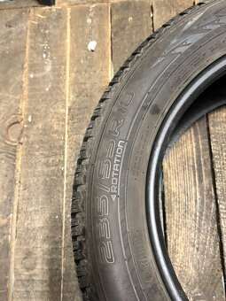 235/55R18 - 3