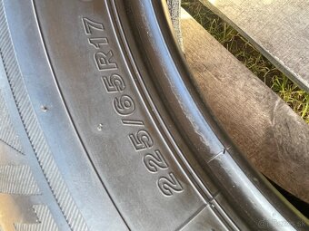 Bridgestone 225/65 R17 zimné - 3