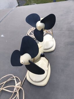 bakelitový retro ventilátor Brusel štýl - 3