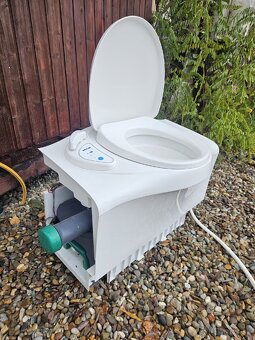 Kazetova chemicka toaleta Thetford C400 - 3