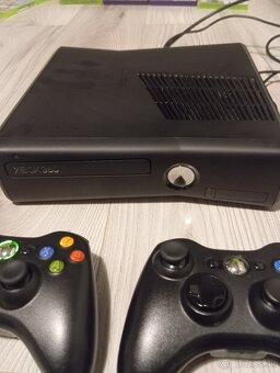 Predám Xbox 360, prislusenstvo a vela hier - - 3
