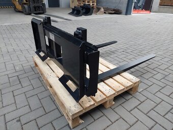 Paletizačné vidly na šmykom riadené nakladače skladom - 3