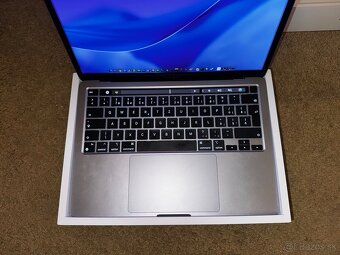 MacBook Pro 13 M1 8/256 GB, 94% baterie, TOP STAV - 3