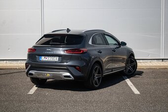 Kia XCeed 1.5 T-GDi Platinum A/T - 3