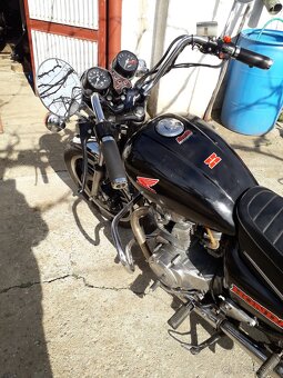 Honda CM 400 T - 3