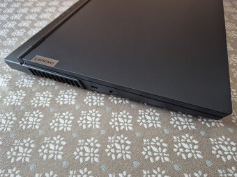Herný notebook Lenovo Legion 5-15ACH6H - 3