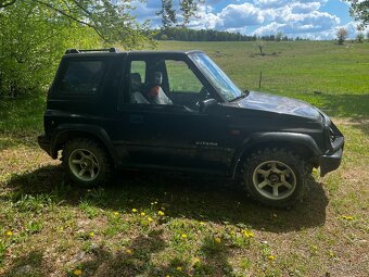 Suzuki Vitara - 3