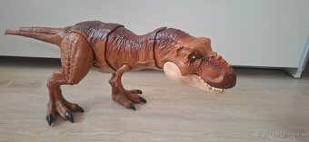 Dinosaurus so zvukom - 3