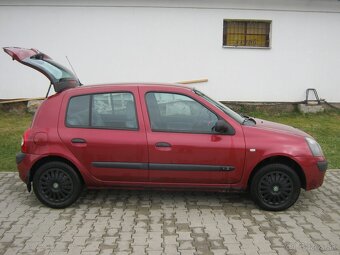 Renault clio 1,2i - 3