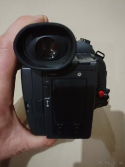 Sony CCD-TRV90 - 3