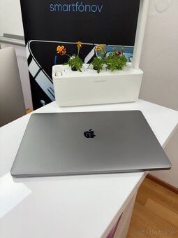Apple MacBook PRO 15 512GB -Nová batéria - 3