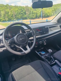 KIA RIO - 3