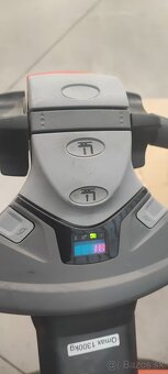 Paletovací vozík TOYOTA LWE 130 - 3