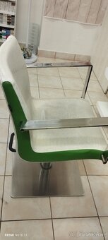 Kadernícke kreslo 40€ - 3