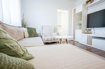 4-izbový byt s balkónom v Piešťanoch – skvelá... - 3