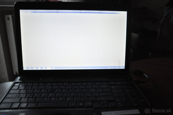 TOSHIBA - 3