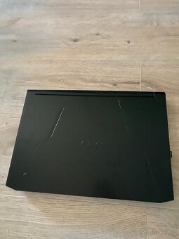 Acer Nitro 5 - 3