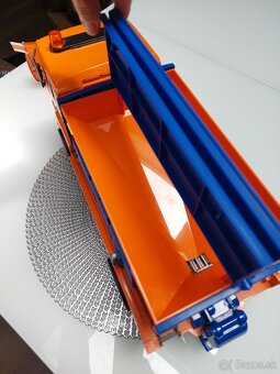 BRUDER 3785 MAN TGS Cestárske auto - 3