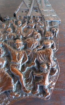 Masívny kovový  reliéf roľnícka svadba - 3