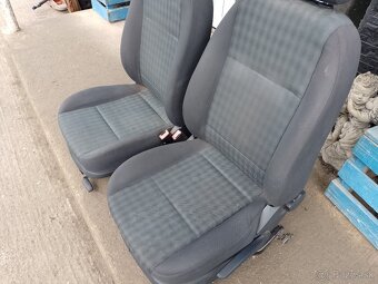 Predám sedačky na škoda Octavia 1 - 3