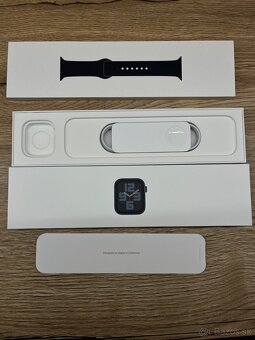 Apple Watch SE 2 generácia 40mm - 3