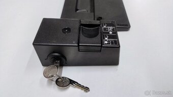 Lenovo ThinkPad Ultra Docking Station (40AJ) - 3