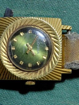 4 x HODINKY NA OPRAVU - 3