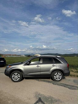 Kia sorento 2009 - 3