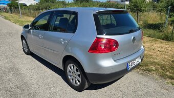 Volkswagen Golf 5 1,6 75kW - 3
