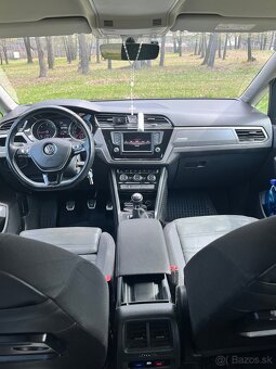 volkswagen touran - 3